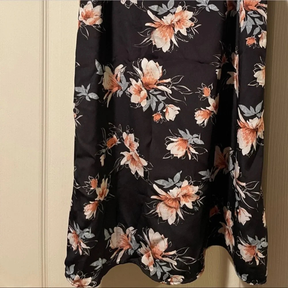 Socialite Lace Trim Floral Slip Dress, Size Large, EUC - Picture 8 of 8